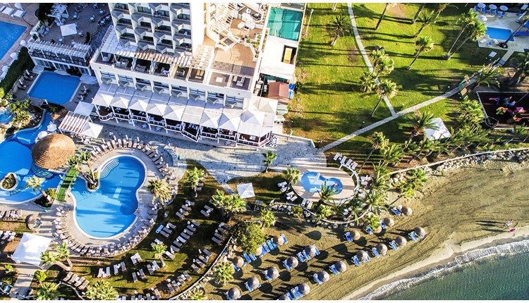 The Golden Bay Beach Hotel, Кипр